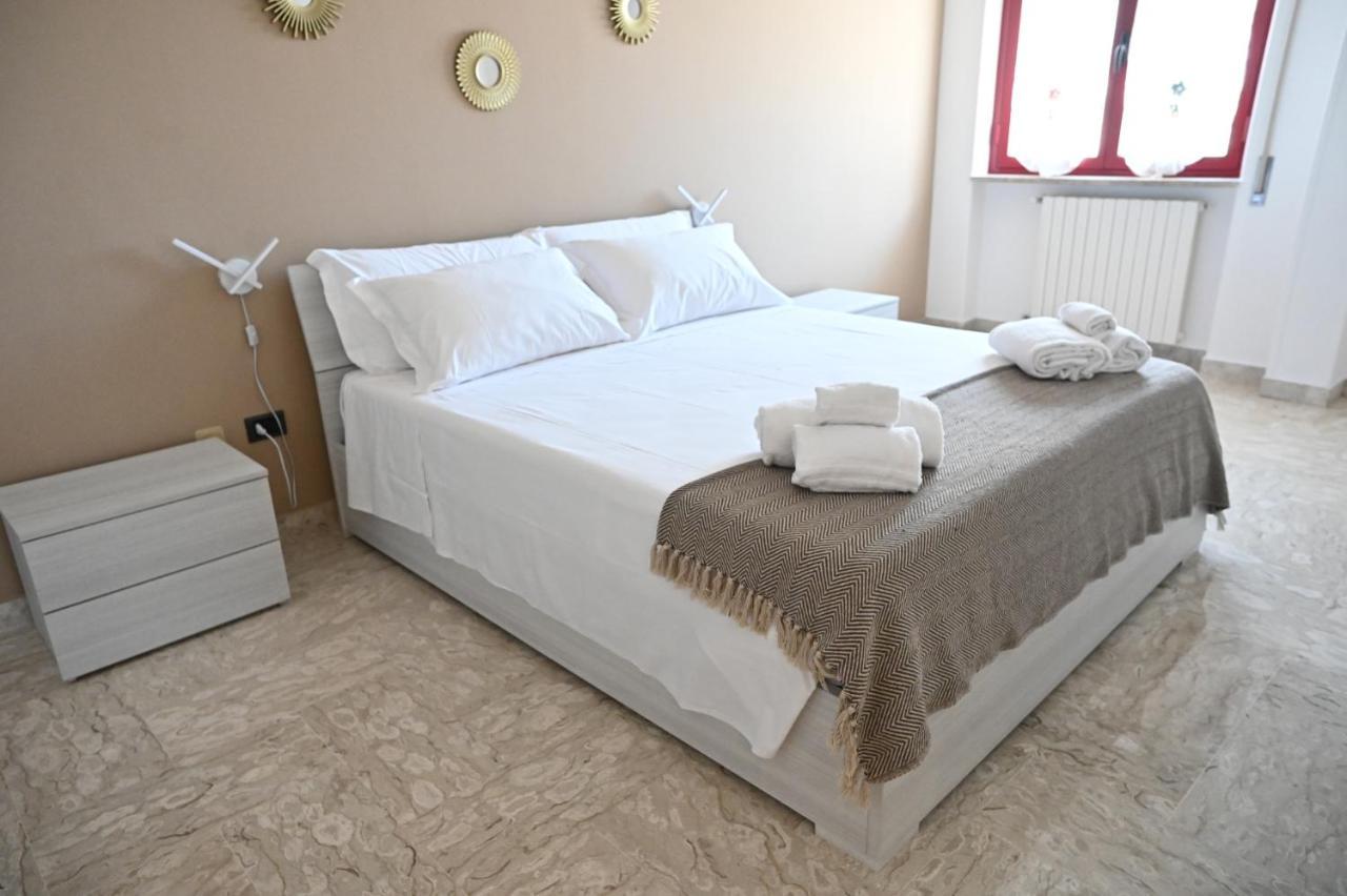 Dimora Fefe Apartment Монополи Екстериор снимка