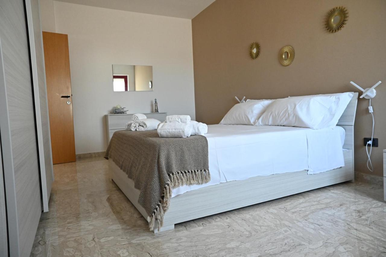 Dimora Fefe Apartment Монополи Екстериор снимка